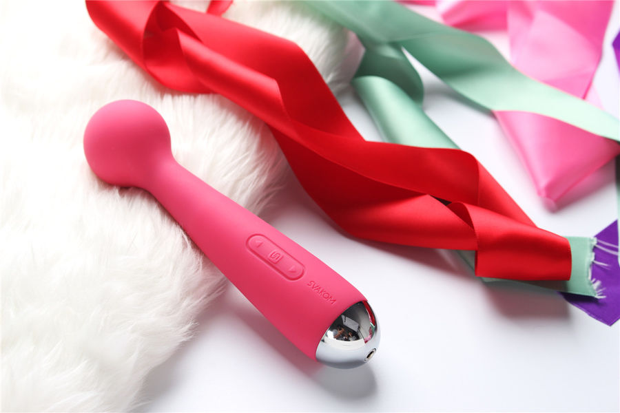 SVAKOM EMMA MINI WAND MASSAGER PLUM RED - Image 4