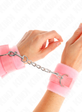 KINK - BEGINNER FUR HAND CUFFS PINK 30 X 7 CM