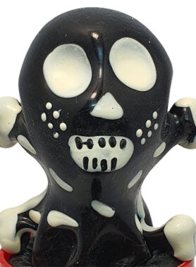 CONDOMERIE - HANDPAINTED NOVELTY CONDOMS SKULL BLACK MODEL 2
